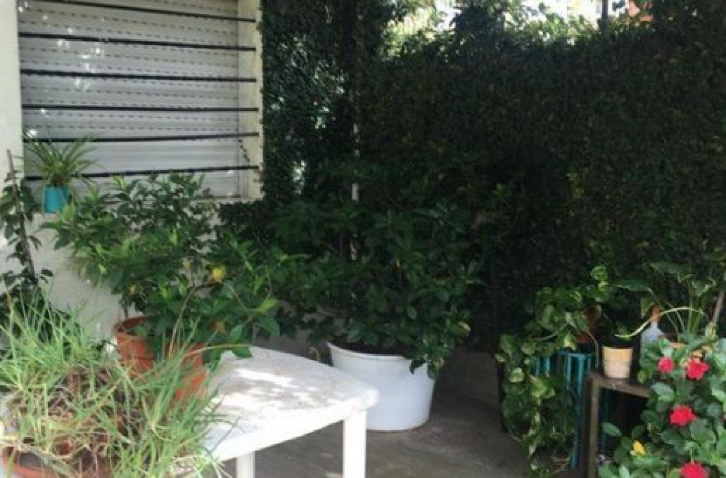 CHALET 3 DORM., ESCRIT., QUINCHO, PARQUE Y COCHERA X 2. Chalet en Venta.