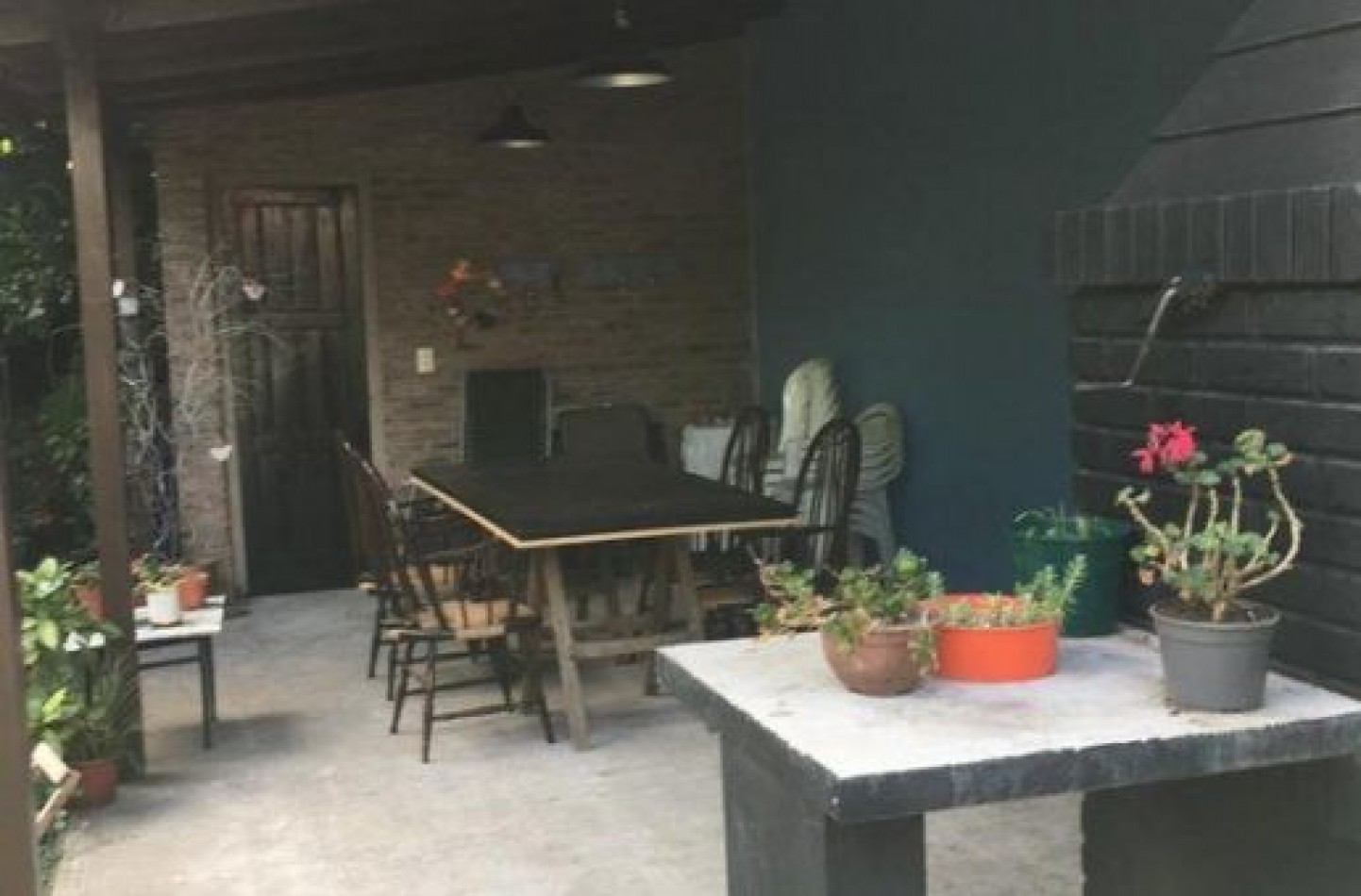 CHALET 3 DORM., ESCRIT., QUINCHO, PARQUE Y COCHERA X 2. Chalet en Venta.