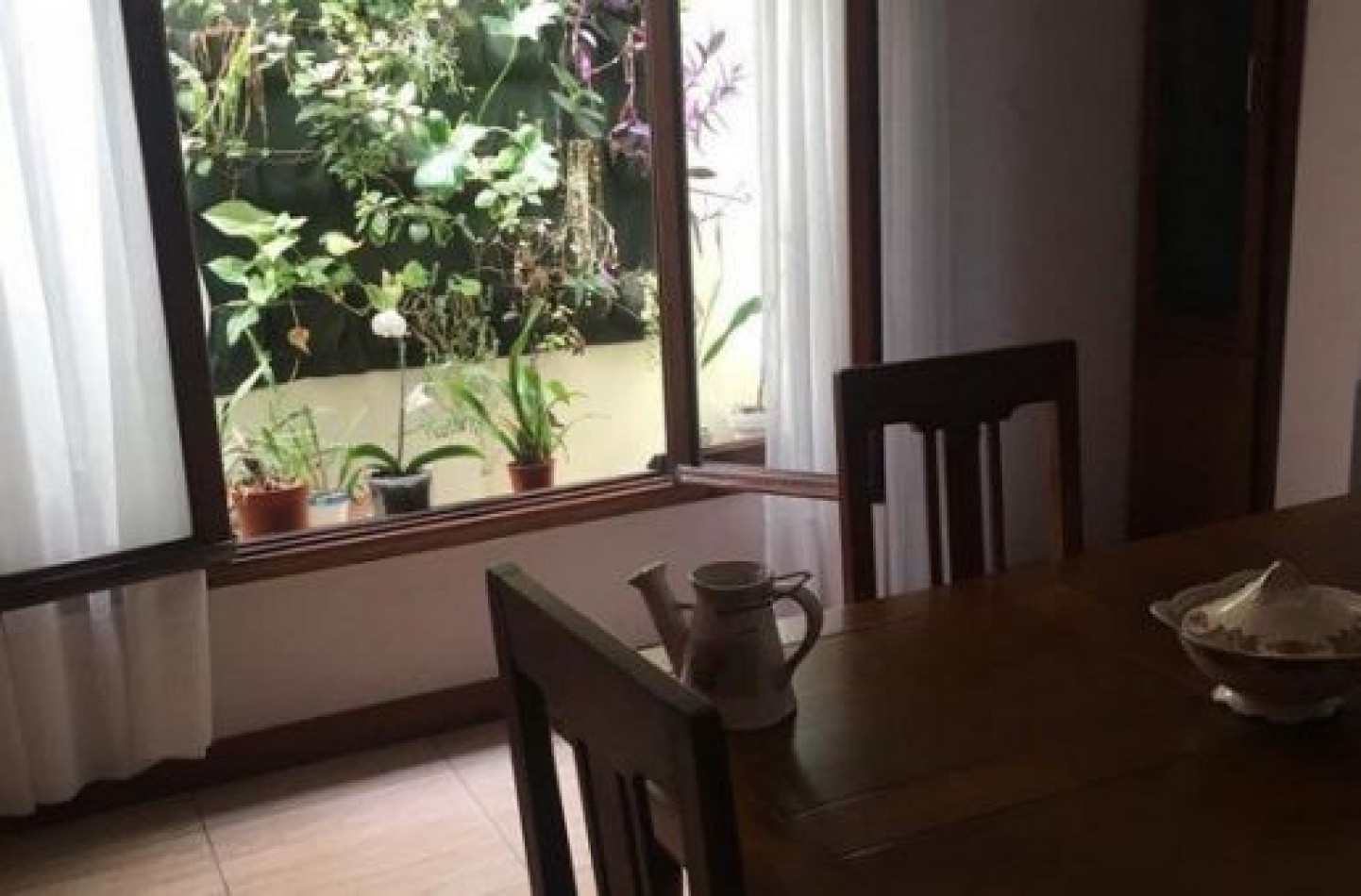 CHALET 3 DORM., ESCRIT., QUINCHO, PARQUE Y COCHERA X 2. Chalet en Venta.