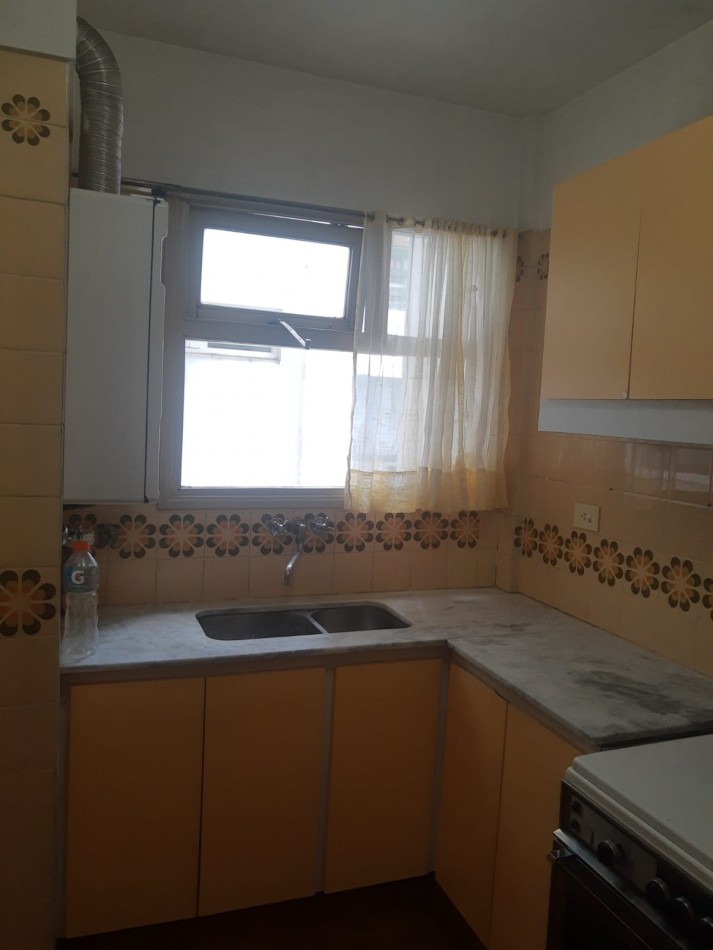 ALQUILER 3 AMBIENTES EXTERNO CON 2 BALCONES 2 BAÑOS Y COCHERA
