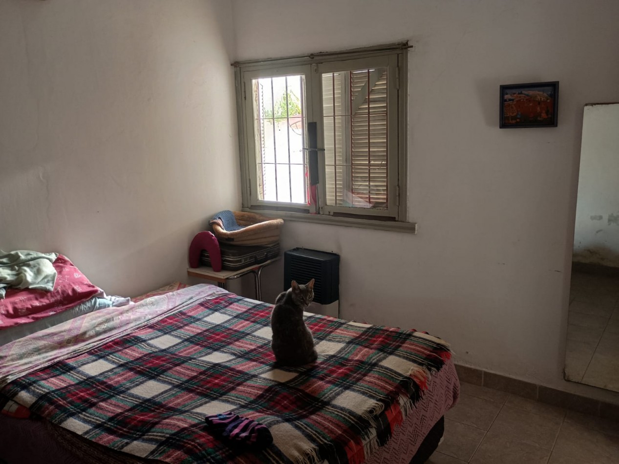 CASA PARA DOS FAMILIAS - Zona R.S.Peña y M.Bravo