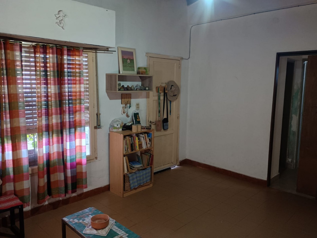 CASA PARA DOS FAMILIAS - Zona R.S.Peña y M.Bravo