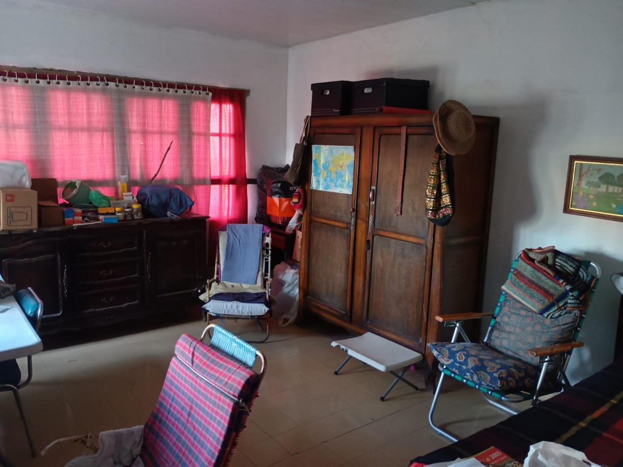 CASA PARA DOS FAMILIAS - Zona R.S.Peña y M.Bravo