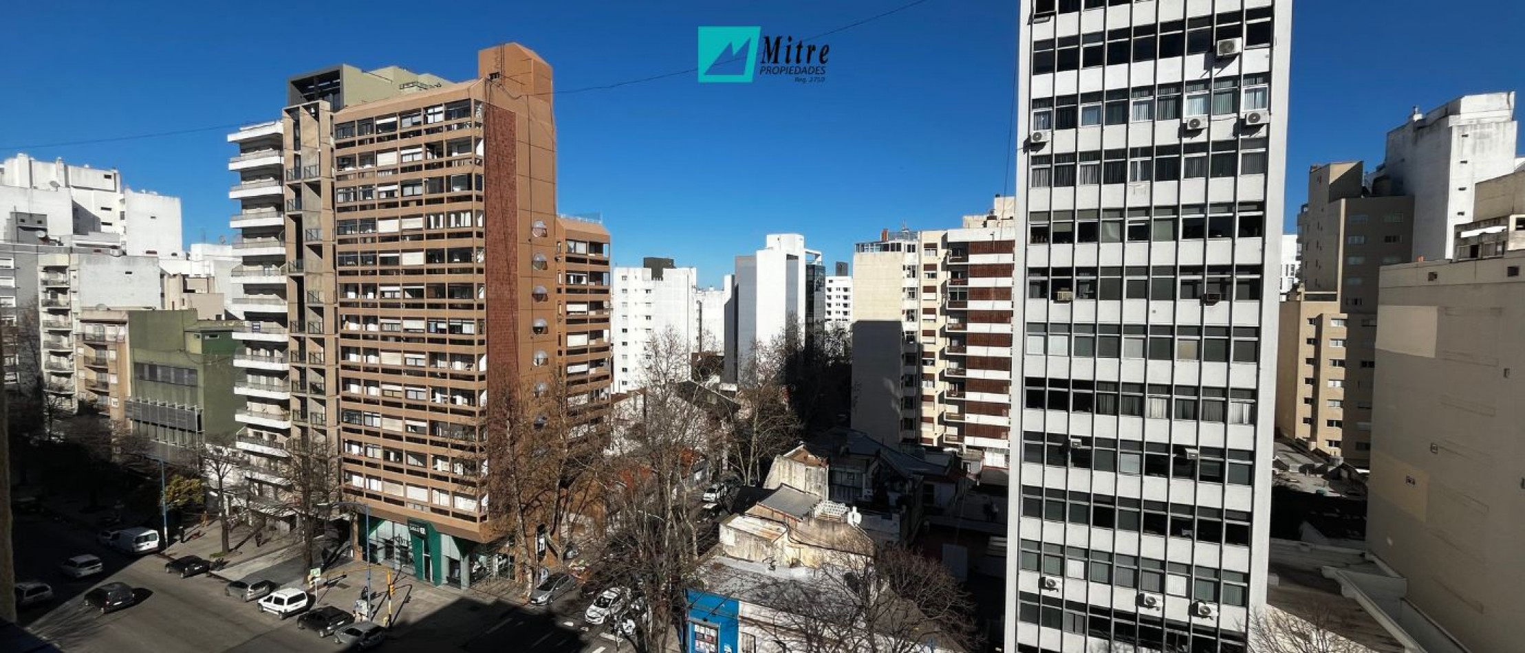 2 AMBIENTES A LA CALLE CON BALCON