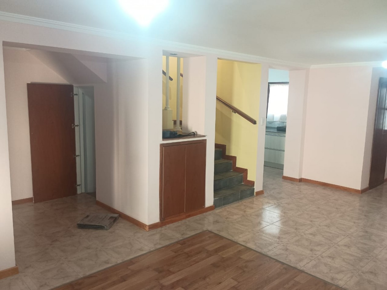 CHALET EN ZONA PERLA NORTE