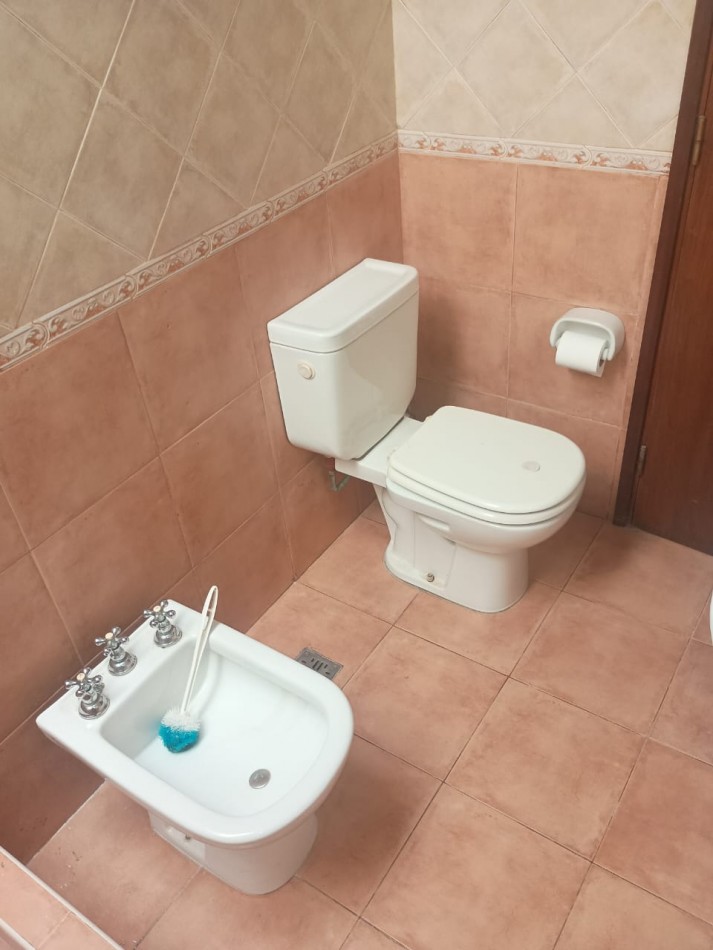 CHALET EN ZONA PERLA NORTE