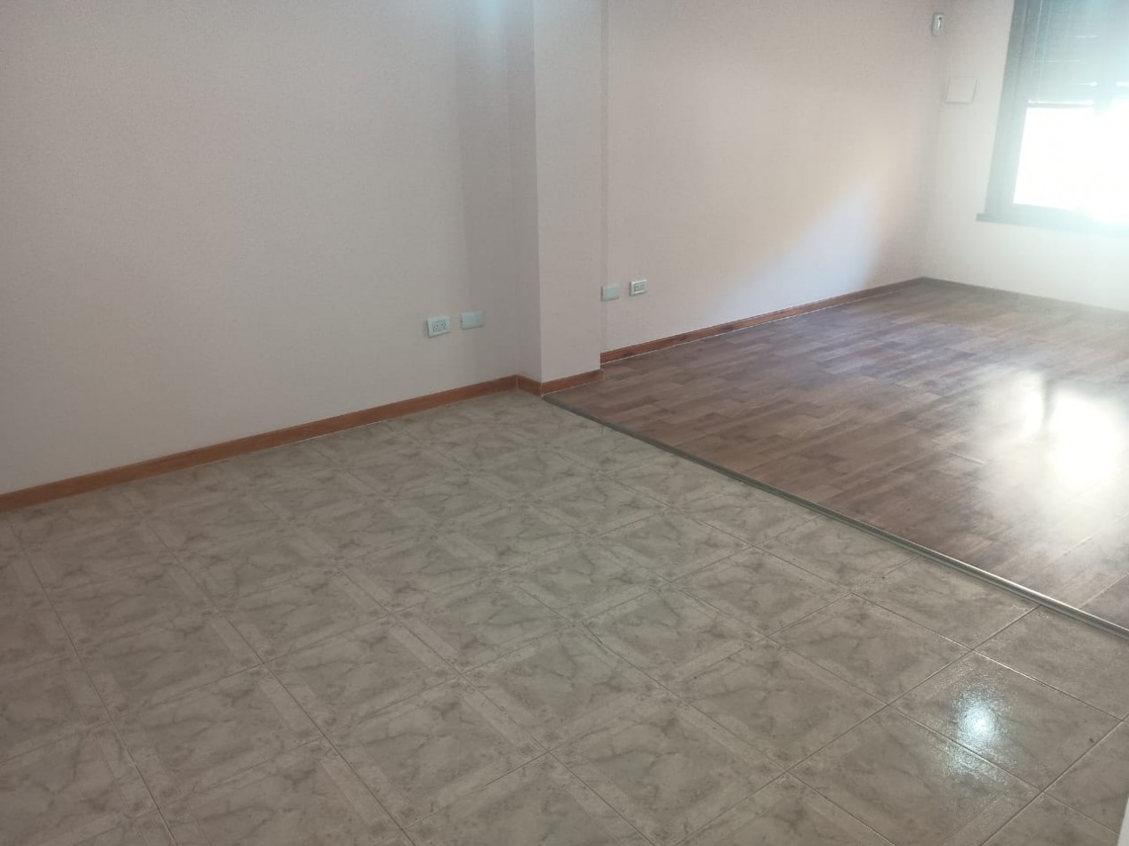 CHALET EN ZONA PERLA NORTE