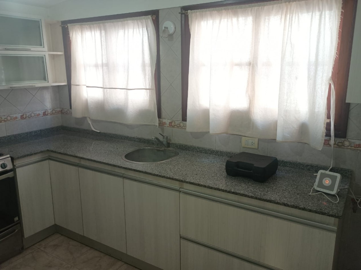 CHALET EN ZONA PERLA NORTE