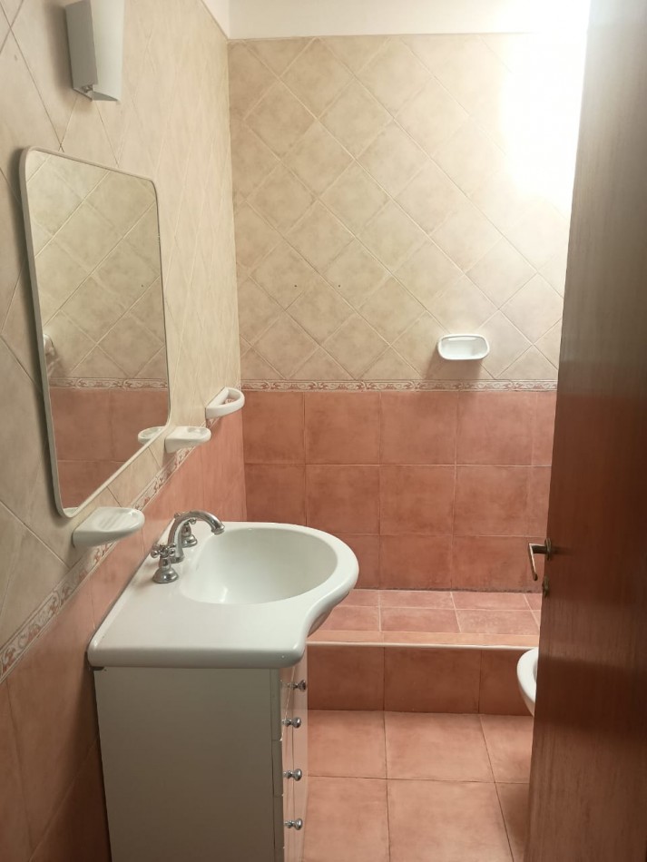 CHALET EN ZONA PERLA NORTE