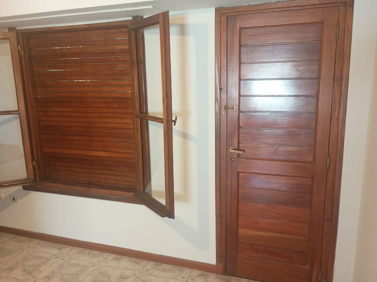 CHALET EN ZONA PERLA NORTE