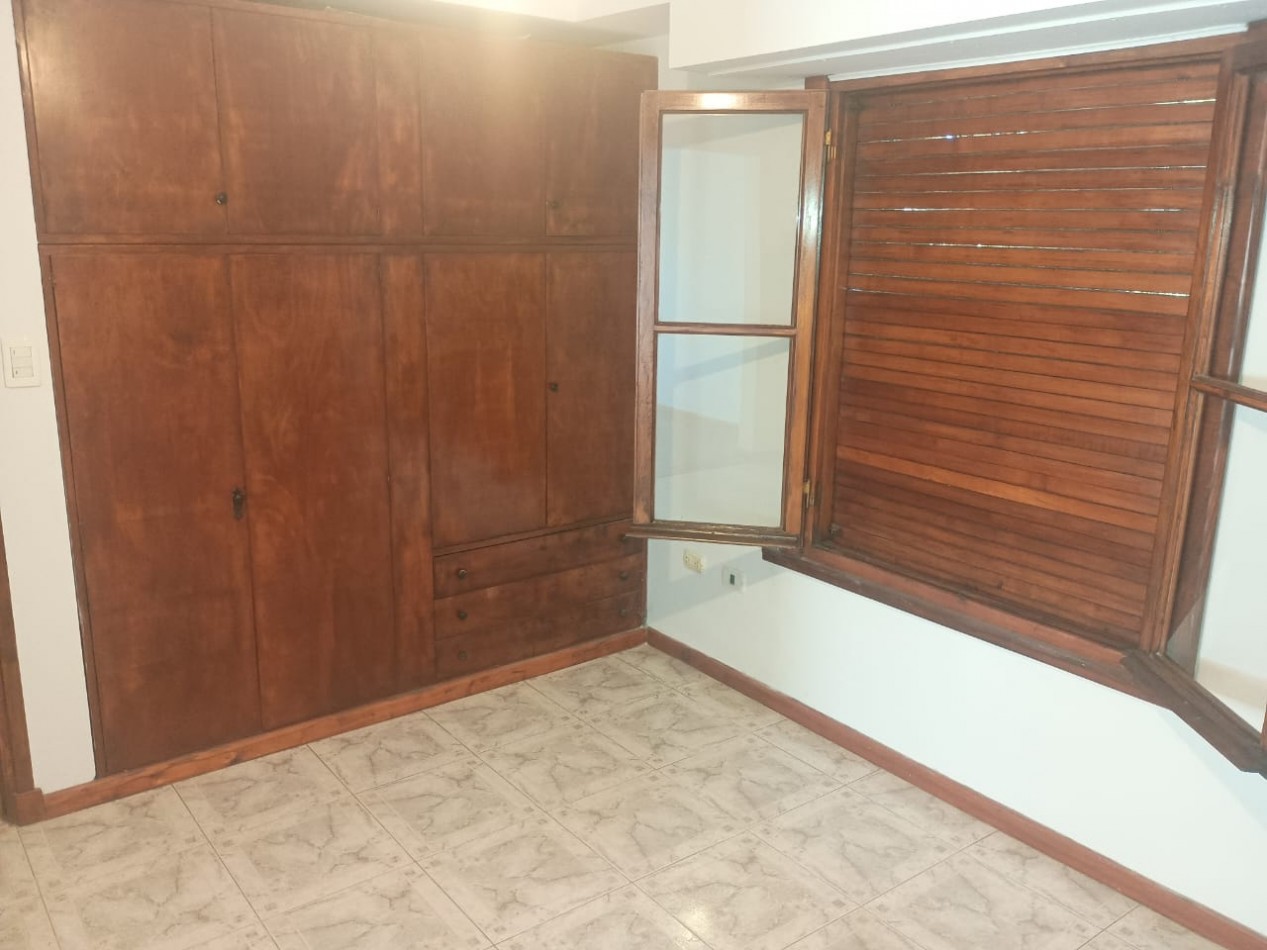 CHALET EN ZONA PERLA NORTE