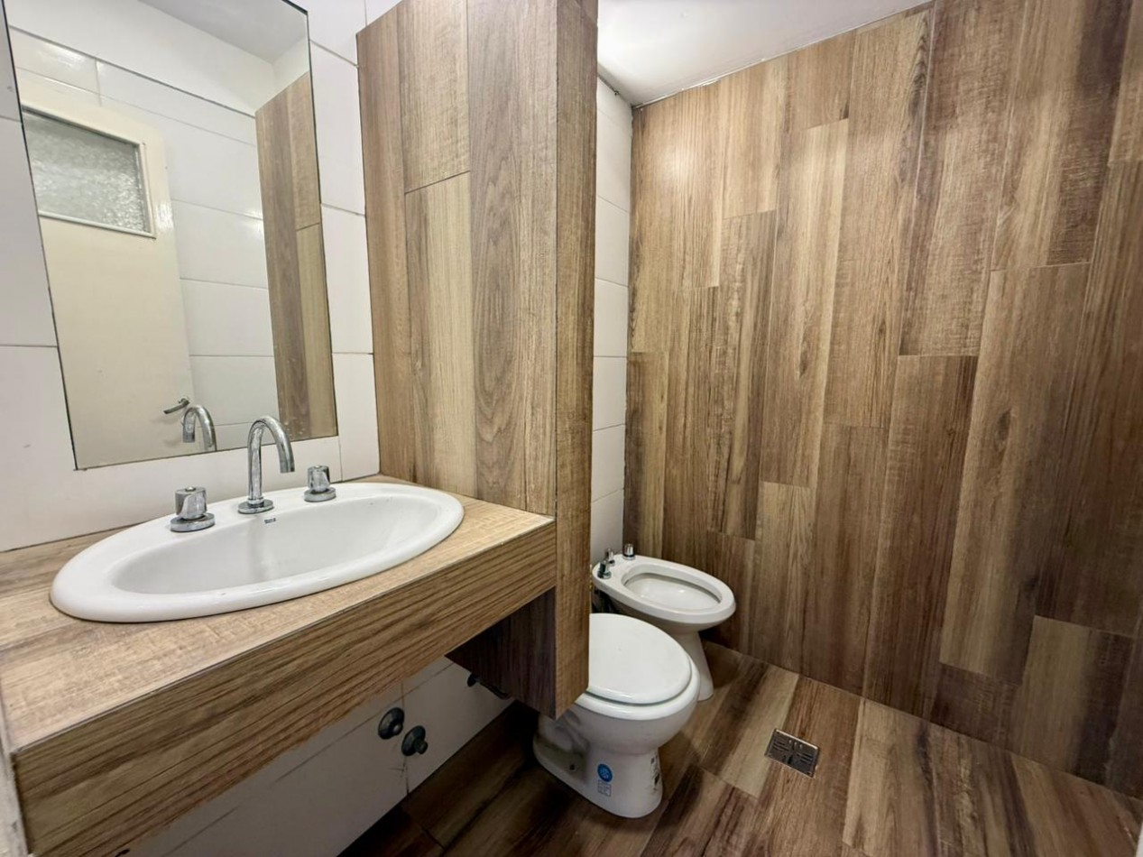 EN ALQUILER - PH 3 AMBIENTES TOTALMENTE RECICLADO