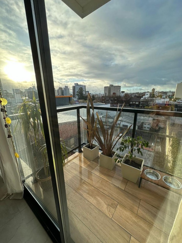 DEPARTAMENTO + OFICINA + COCHERA EN VENTA - BARRIO SAN JOSE