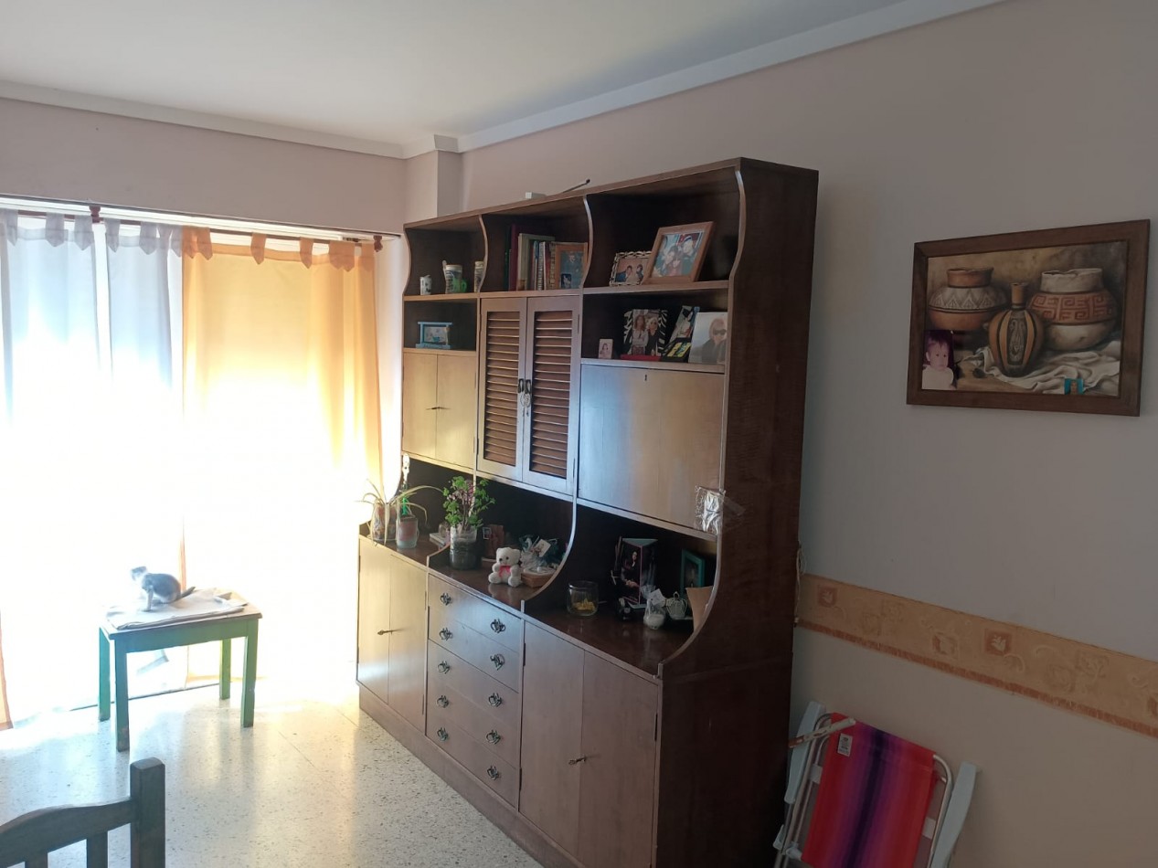 DEPARTAMENTO 2 AMBIENTES CON DEPENDENCIA ZONA CENTRO