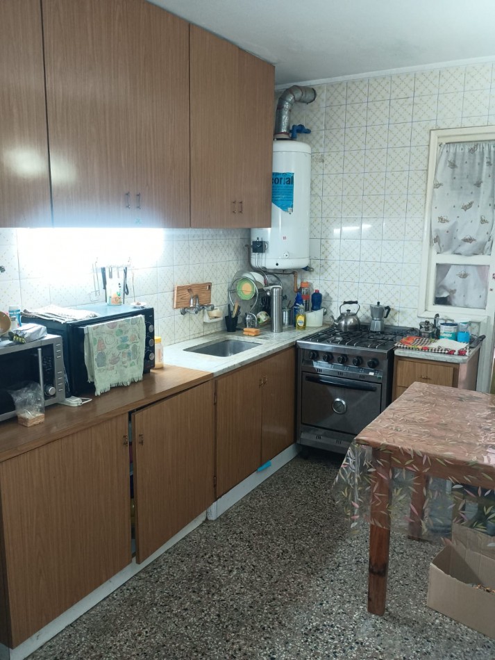 DEPARTAMENTO 2 AMBIENTES CON DEPENDENCIA ZONA CENTRO