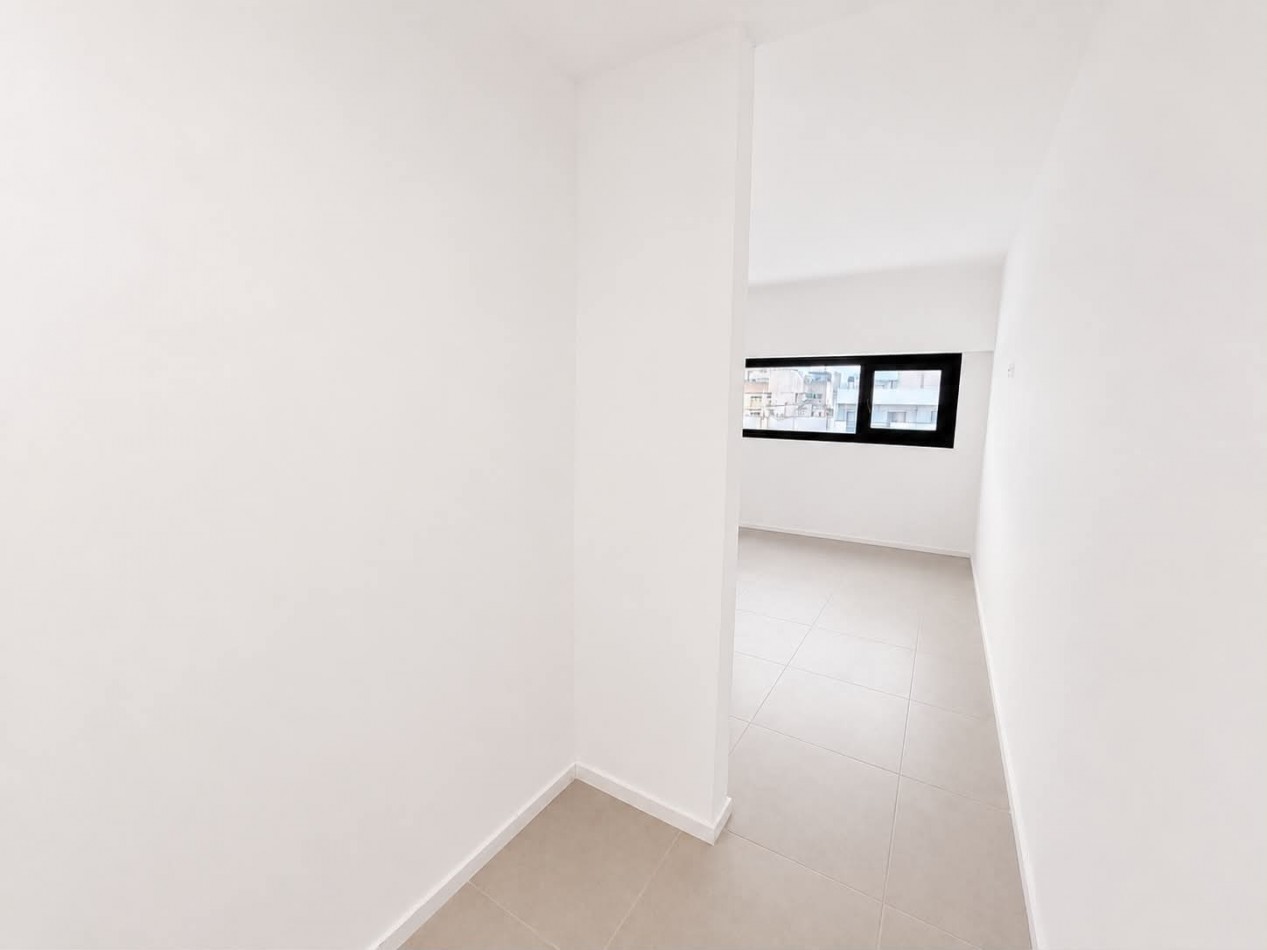 EXCLUSIVO PISO 4 AMBIENTES EN PLAZA MITRE
