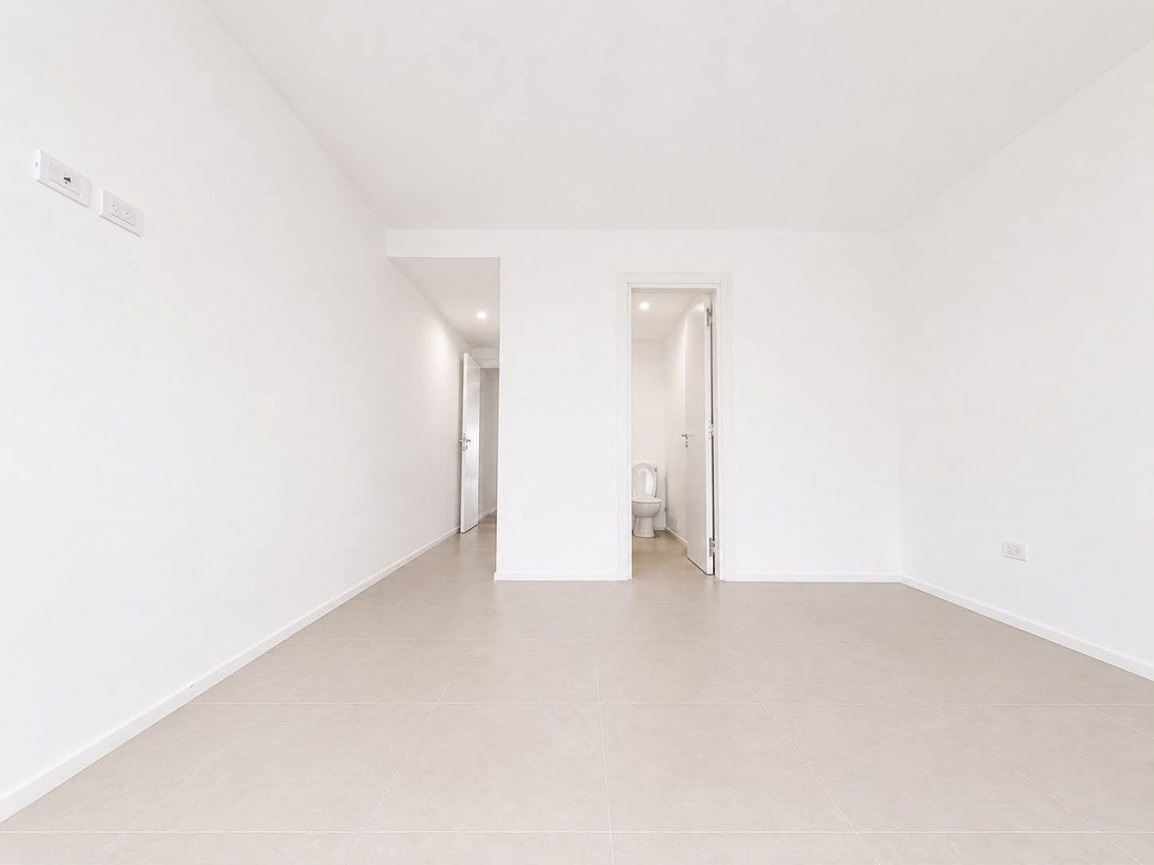 EXCLUSIVO PISO 4 AMBIENTES EN PLAZA MITRE