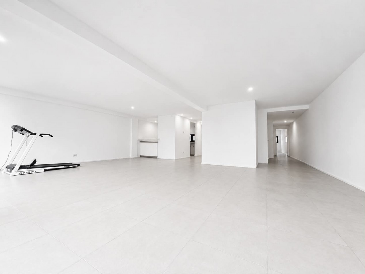 EXCLUSIVO PISO 4 AMBIENTES EN PLAZA MITRE