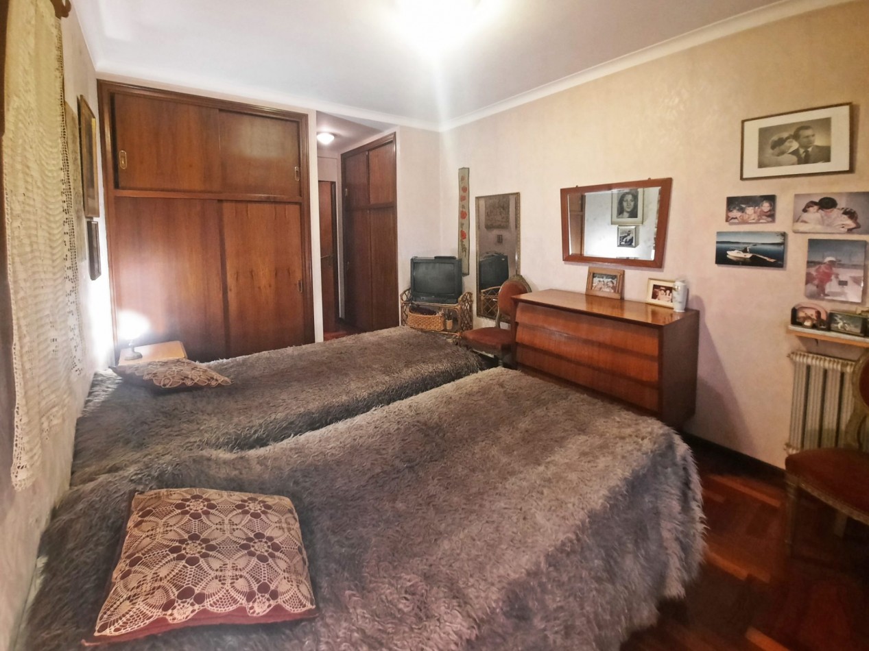 DEPARTAMENTO 4 AMBIENTES CON BALCON A LA CALLE
