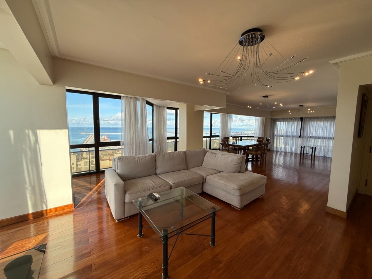 PENTHOUSE EN DUPLEX PLENO PLAYA GRANDE. EDIFICIO VILLA REGINA.