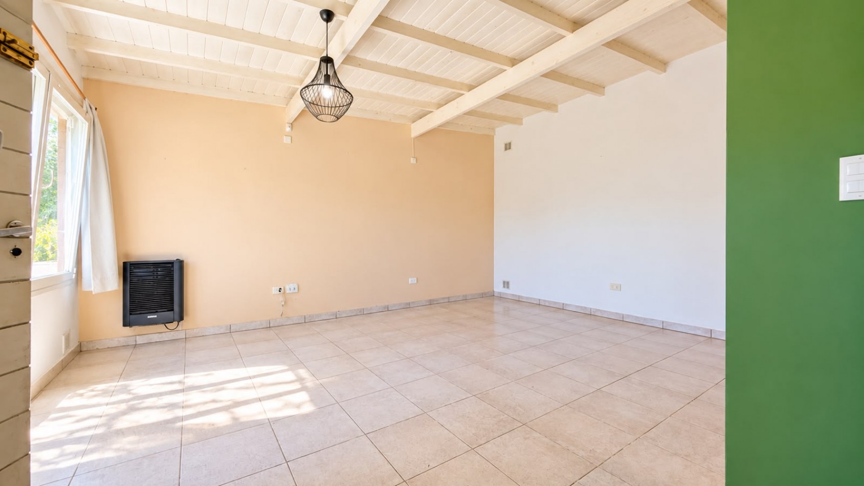 CONFORTABLE CASA 3 AMBIENTES - CONSTITUCION