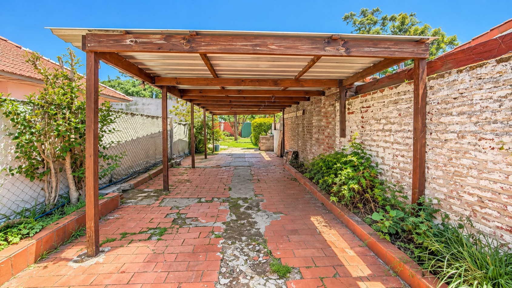 CONFORTABLE CASA 3 AMBIENTES - CONSTITUCION