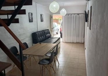 EXCELENTE OPORTUNIDAD! APTO CREDITO. VENTA DUPLEX 3 AMBIENTES CON PATIO Y COCHERA CUBIERTA