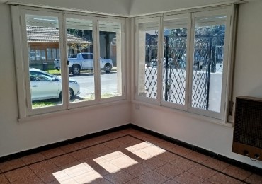 CHALET EN ALQUILER - PH AL FRENTE CON ENTRADA DE AUTO