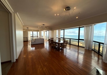 PENTHOUSE EN DUPLEX PLENO PLAYA GRANDE. EDIFICIO VILLA REGINA.
