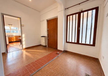 PH DE 2 AMBIENTES CON ESC./ COMEDOR/2o DORM. CON PATIO